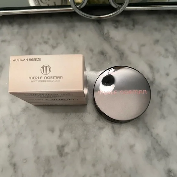 NIB- Merle Norman Baked Shadow Trio - Autumn Breeze - Picture 3 of 3